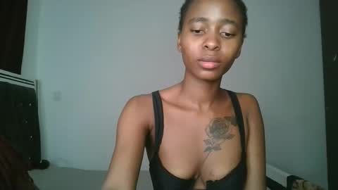 Snapshot of hottie_mistie chatting on 06-09-26, 06:41 hottie_mistie online show from 06-09-26, 06:41