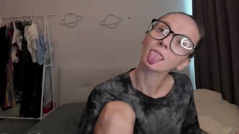 Jane online show from 04-23-26, 08:24