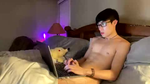 hottiewithabody101 online show from 05-18-26, 01:45