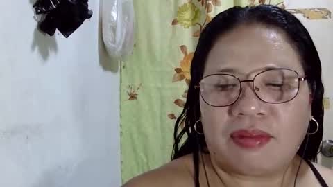 hottycrissy4u online show from 05-01-26, 01:16