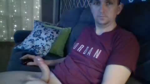 hotuk86 online show from 02-11-25, 09:46