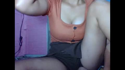 hotwild4u04 online show from 12-14-24, 11:45