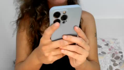 Hotwixx online show from 08-01-26, 02:49