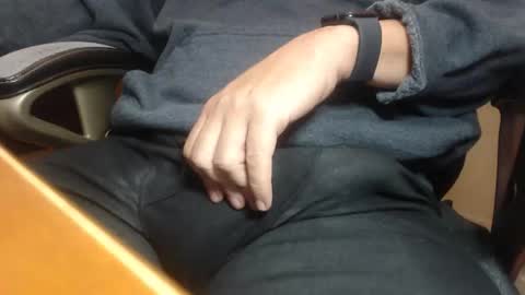 Howard817 online show from 03-28-26, 05:34