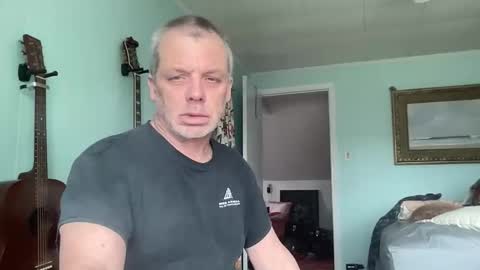 howlingatnothing online show from 04-02-26, 08:17