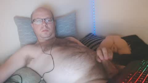 Snapshot of hoyboydkk chatting on 07-21-26, 01:08 Christian online show from 07-21-26, 01:08