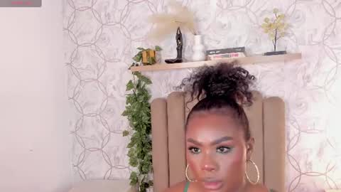 Snapshot of huge_boobs_ebony chatting on 06-18-26, 07:18 huge boobs ebony online show from 06-18-26, 07:18