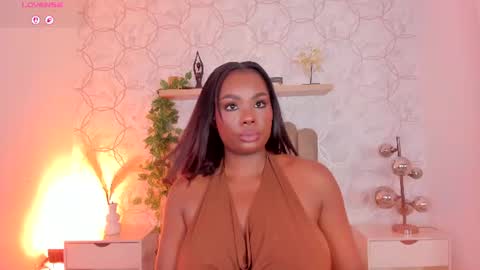Snapshot of huge_boobs_ebony chatting on 07-17-26, 06:57 huge boobs ebony online show from 07-17-26, 06:57