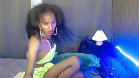 hugecock_caramel online show from 03-03-26, 09:04