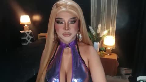 Christine online show from 03-27-26, 08:26