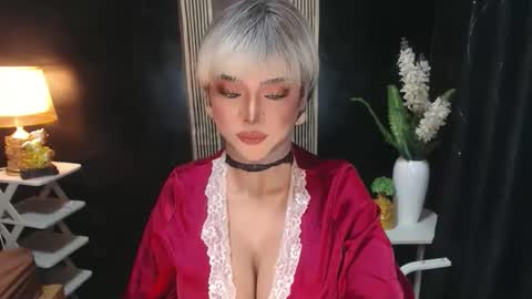 Christine online show from 04-24-26, 05:48