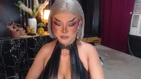 Christine online show from 08-02-26, 01:48