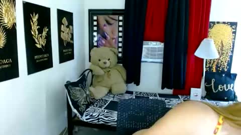 Snapshot of hugecockgoddessx chatting on 06-10-26, 05:07 hugecockgoddessx online show from 06-10-26, 05:07