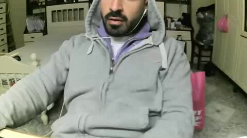 Snapshot of hugeveiny chatting on 02-18-25, 04:26 hugeveiny online show from 02-18-25, 04:26