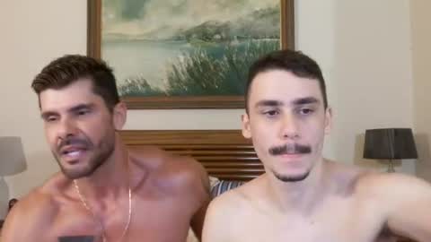 hungcaique online show from 06-12-26, 01:26