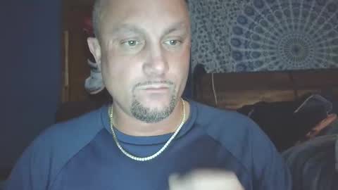 Snapshot of hunglikeray2286 chatting on 02-01-26, 01:37 hunglikeray2286 online show from 02-01-26, 01:37