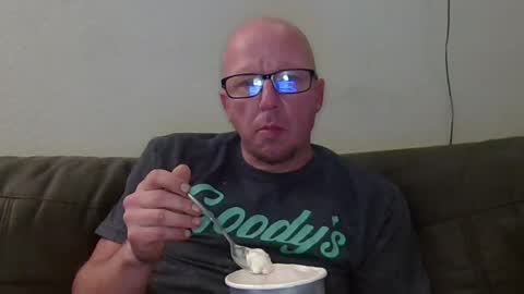HuingsingleDad79 online show from 07-30-26, 08:35