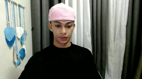 Snapshot of hunk_edward chatting on 06-27-26, 04:34 hunk_edward online show from 06-27-26, 04:34