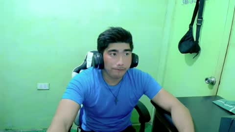 Snapshot of hunkfireman chatting on 06-18-26, 01:06 ADAM online show from 06-18-26, 01:06