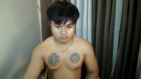 Snapshot of hunkyzeus chatting on 06-20-26, 07:05 hunkyzeus online show from 06-20-26, 07:05