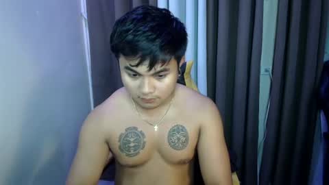 Snapshot of hunkyzeus chatting on 06-22-26, 10:56 hunkyzeus online show from 06-22-26, 10:56