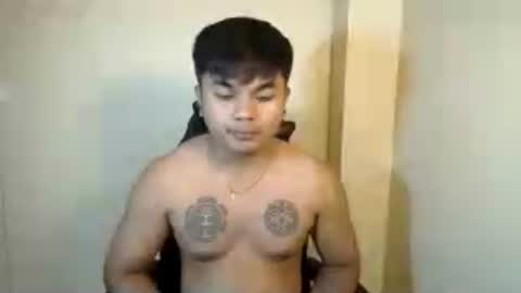Snapshot of hunkyzeus chatting on 07-25-26, 04:48 hunkyzeus online show from 07-25-26, 04:48