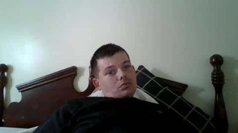 huntdog1221 online show from 06-25-26, 07:18