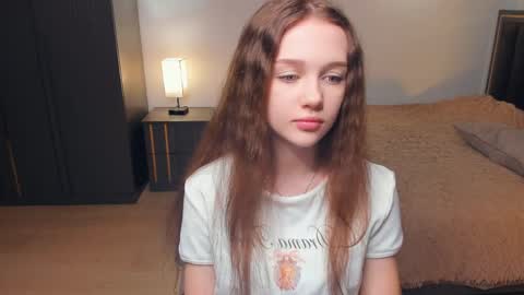 Lily online show from 04-07-26, 06:14