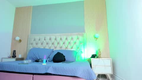 hxxyro online show from 04-13-26, 01:05