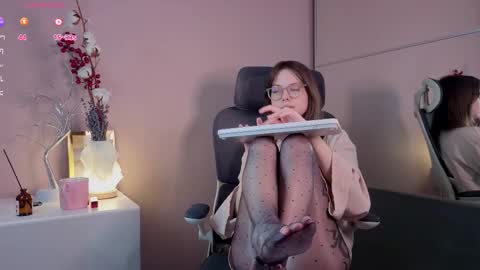 Miley. PVT open i have extra prices on nude show  online show from 03-26-26, 06:46