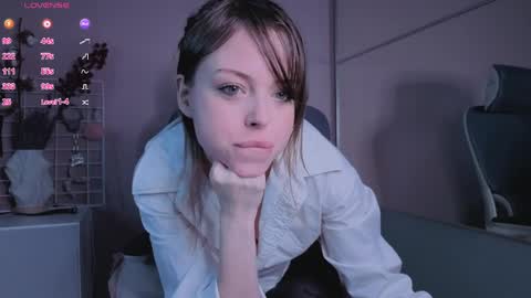 Miley. PVT open i have extra prices on nude show  online show from 04-09-26, 05:40