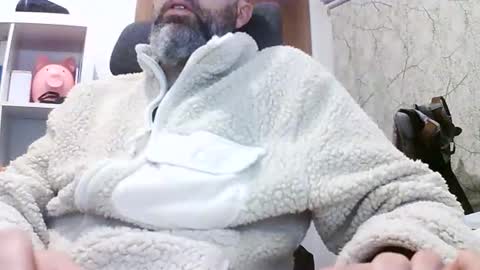 Hyperpau online show from 12-14-25, 06:52