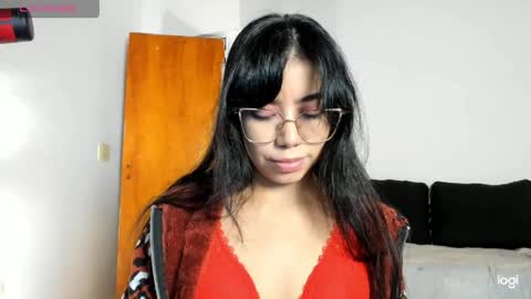 Snapshot of iam_eli09 chatting on 04-07-26, 12:33 Elizabeth online show from 04-07-26, 12:33