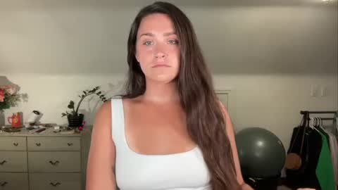 Snapshot of iamcrystalann chatting on 06-26-26, 03:33 Crystal online show from 06-26-26, 03:33