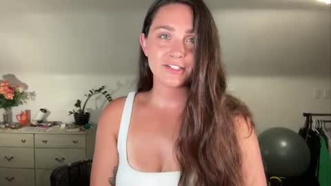 Snapshot of iamcrystalann chatting on 06-30-26, 03:18 Crystal online show from 06-30-26, 03:18