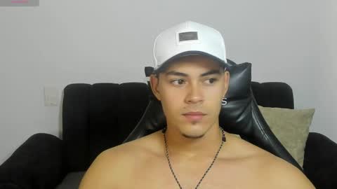 Dylan  independent model  online show from 04-05-26, 02:25
