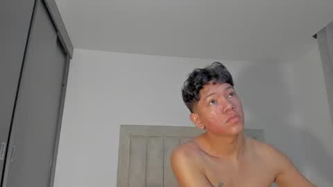 Juliiiiian online show from 05-27-26, 11:51