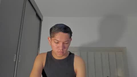 Snapshot of iamjulian_ chatting on 07-02-26, 11:27 Juliiiiian online show from 07-02-26, 11:27
