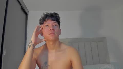Snapshot of iamjulian_ chatting on 07-15-26, 11:15 Juliiiiian online show from 07-15-26, 11:15