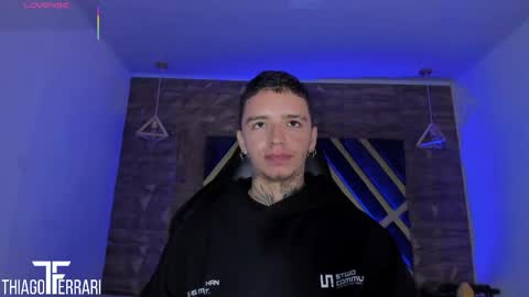 IAN CASTILLO online show from 04-10-26, 11:15