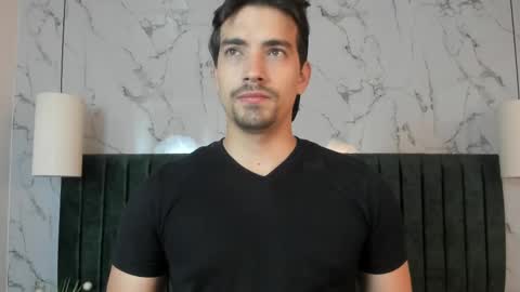 Ian Davis online show from 03-06-25, 02:30