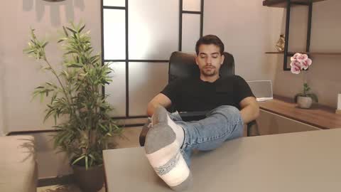 Ian Davis online show from 03-08-25, 11:07