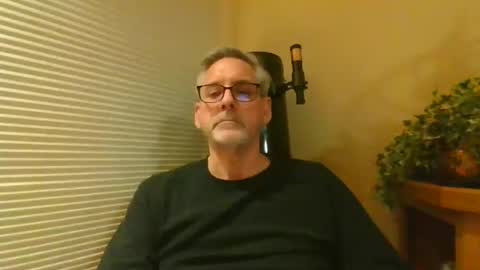 icanhelpu43 online show from 02-02-25, 01:23