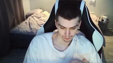 MAX online show from 01-23-25, 08:36