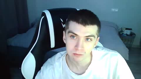 MAX online show from 01-24-25, 09:28