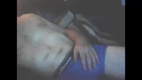 Snapshot of icemandude chatting on 09-12-25, 10:43 icemandude online show from 09-12-25, 10:43