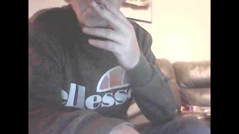 Snapshot of icemandude chatting on 11-29-25, 08:45 icemandude online show from 11-29-25, 08:45