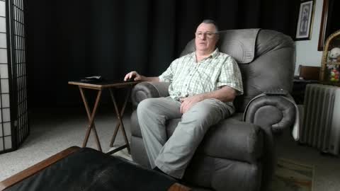 Snapshot of icihristopher chatting on 02-13-26, 07:10 Christopher online show from 02-13-26, 07:10