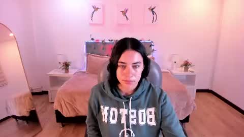 Snapshot of icysweetcam chatting on 07-10-26, 11:46 Icy online show from 07-10-26, 11:46