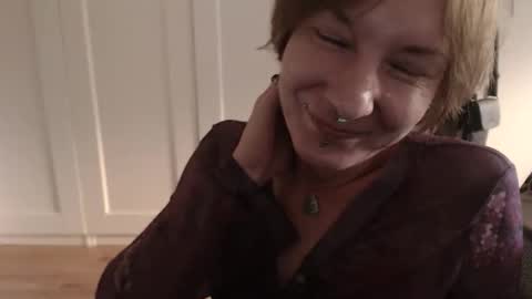 Ifk Donkeys online show from 09-27-25, 02:44